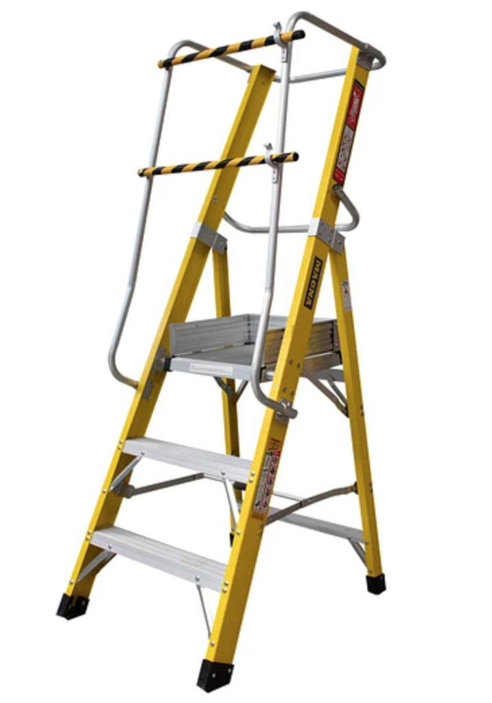 Escalera plataforma 3 peldaños
